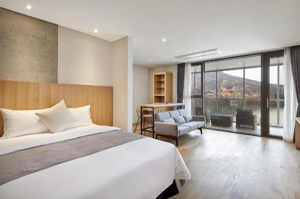 Hotel Haus Gapyeong Exterior photo